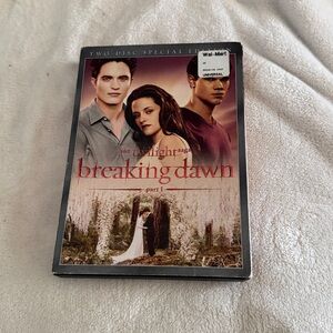 The Twilight Saga: Breaking Dawn, Part 1  DVD